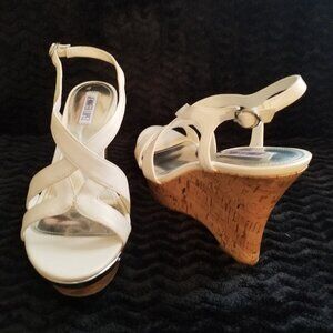 Jennifer Lopez white cork wedge sandals sz 10 NWT